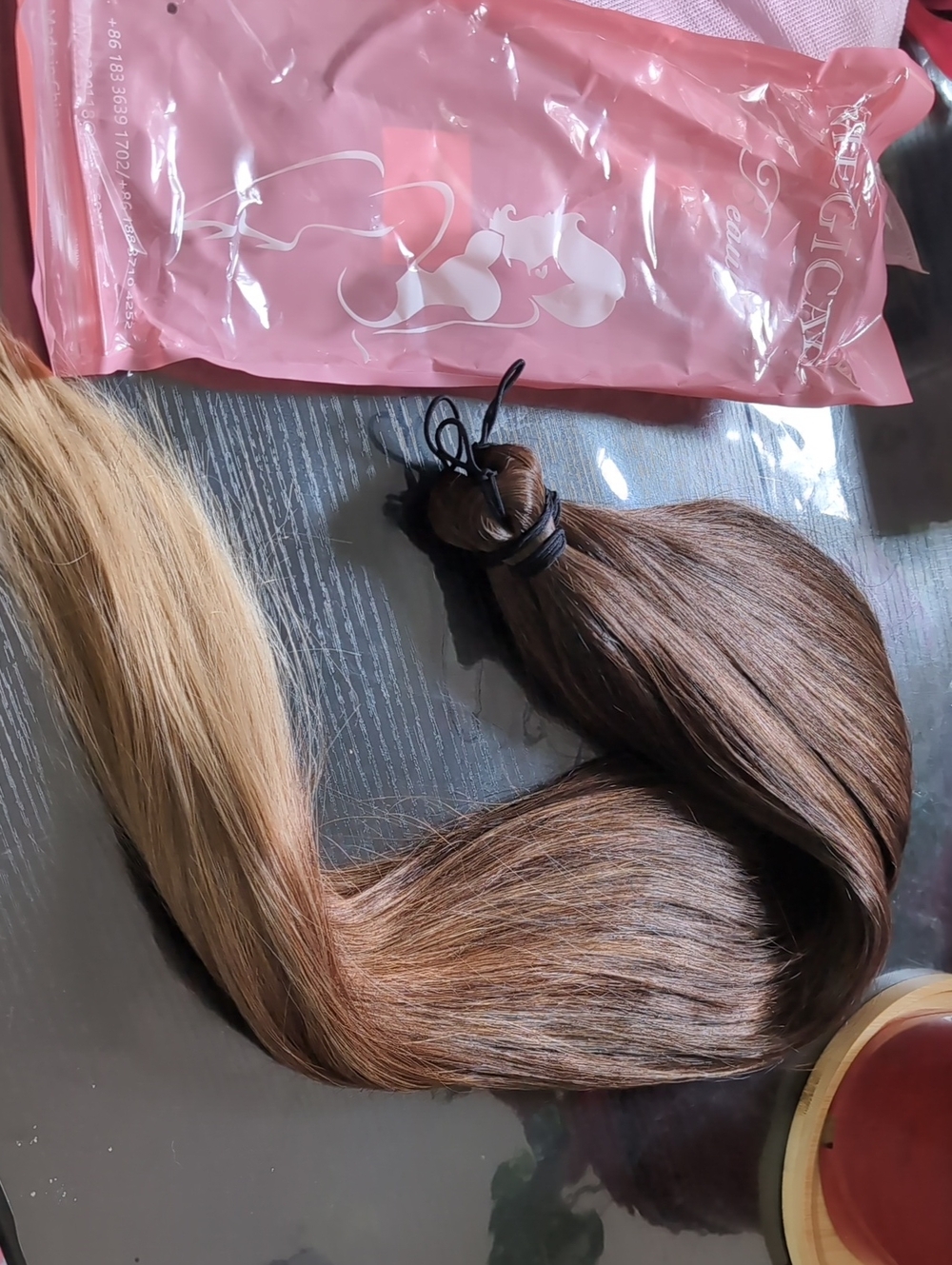Natural Brown Ombre Hair Extension - Smooth Long Strands